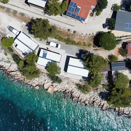 Hipo Camp Mobil Home Arta Pakoštane Exteriör bild