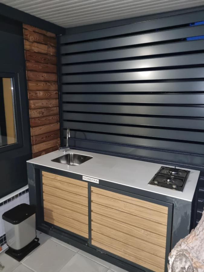 Hipo Camp Mobil Home Arta Pakoštane Exteriör bild