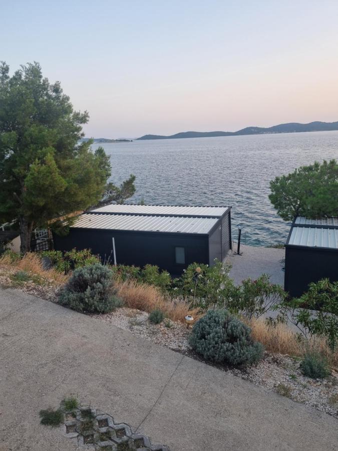 Hipo Camp Mobil Home Arta Pakoštane Exteriör bild