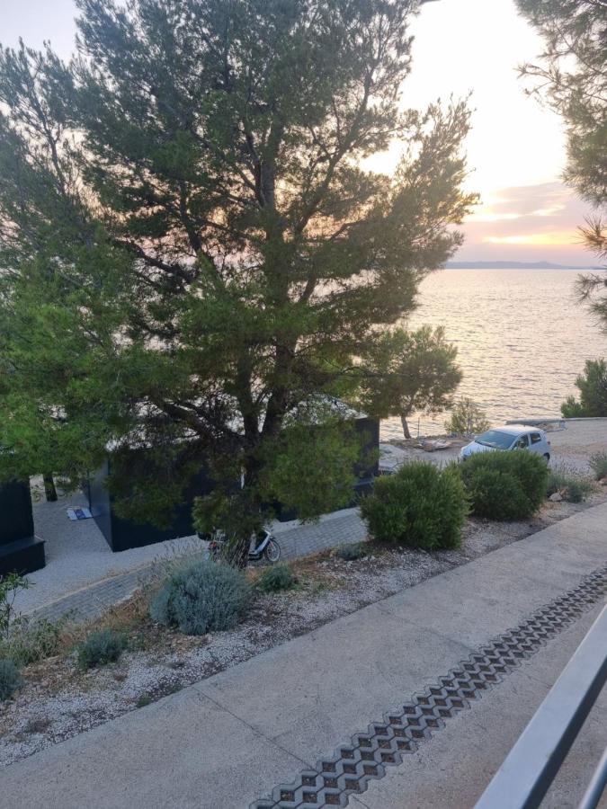 Hipo Camp Mobil Home Arta Pakoštane Exteriör bild